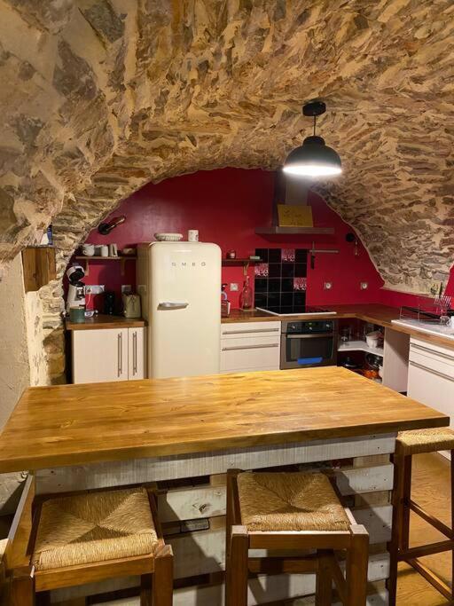 Charmante Cave Voutee 4 Personnes Saint-Jean-de-Fos ภายนอก รูปภาพ